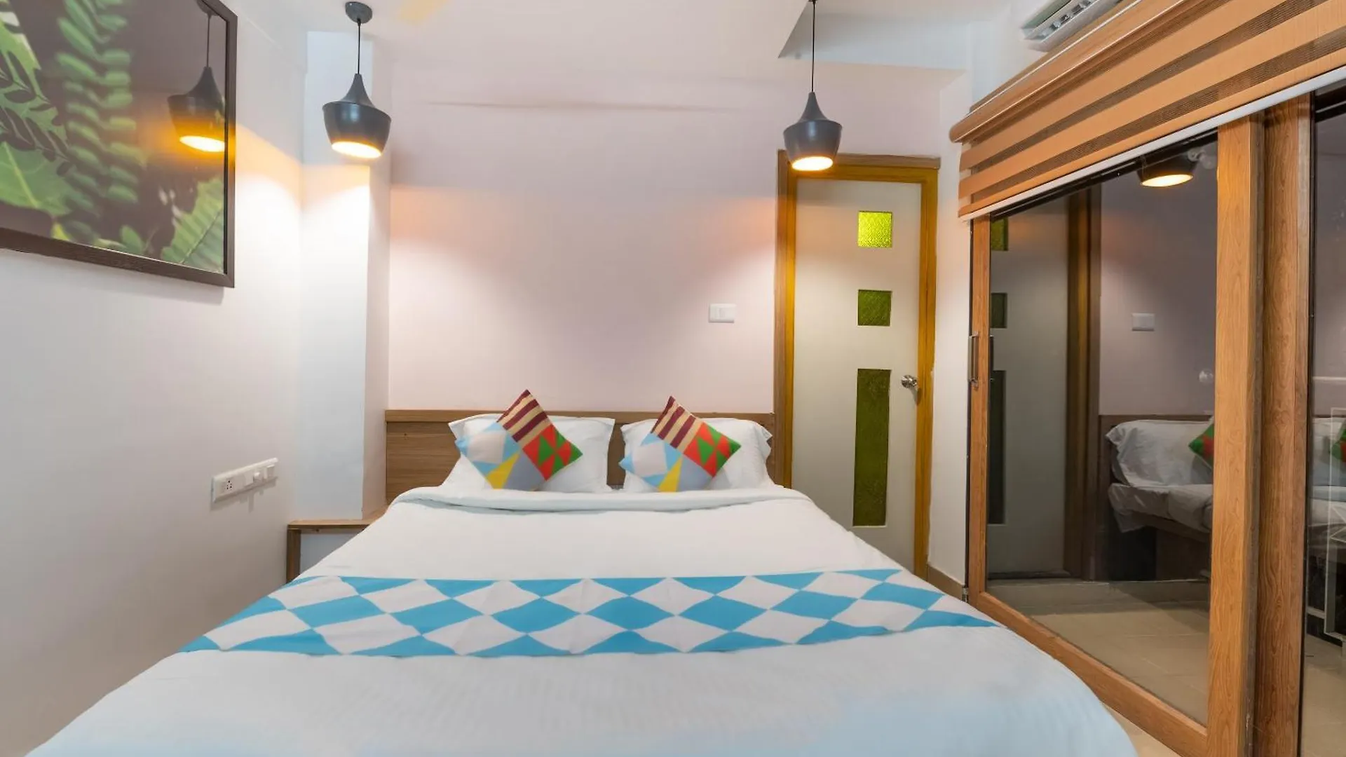 Hotel O Delamar Kozhikode